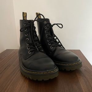 Dr. Marten Luana Boots